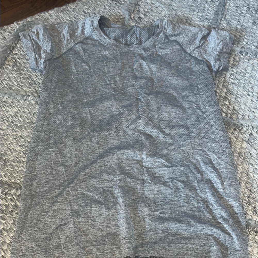 Lululemon swiftly tech